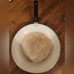 🔥Ceramic White Frying Pan with Black Handle